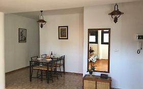 Apartamento Situado En El Centro De Santa Cruz
